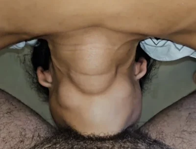 The best throat bulge in the world